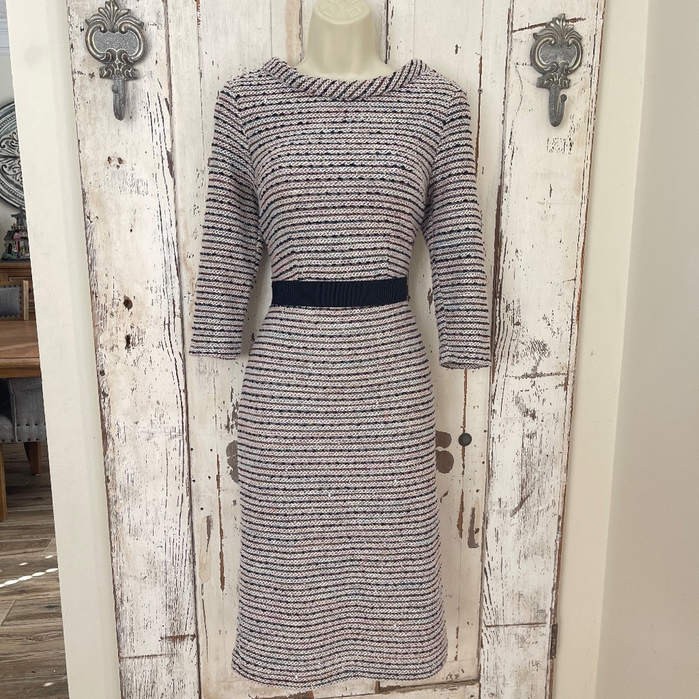 Eva Mendes Sz. XS Dress White Pink Blue Metallic Sequin Knit Sheath Career Party